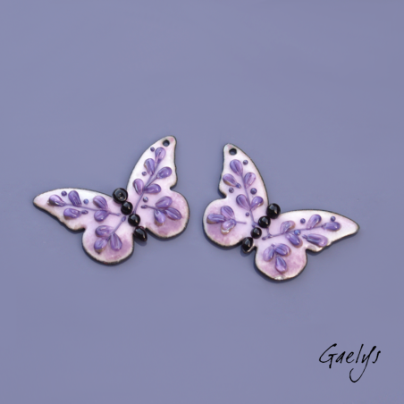 Pair of enameled copper charm earrings - Butterfly, mauve background, lilac - purple foliage