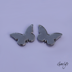 Paire de charm cuivre émaillé pour boucles d'oreille - Papillon, fond  mauve, lilas - feuillage violet